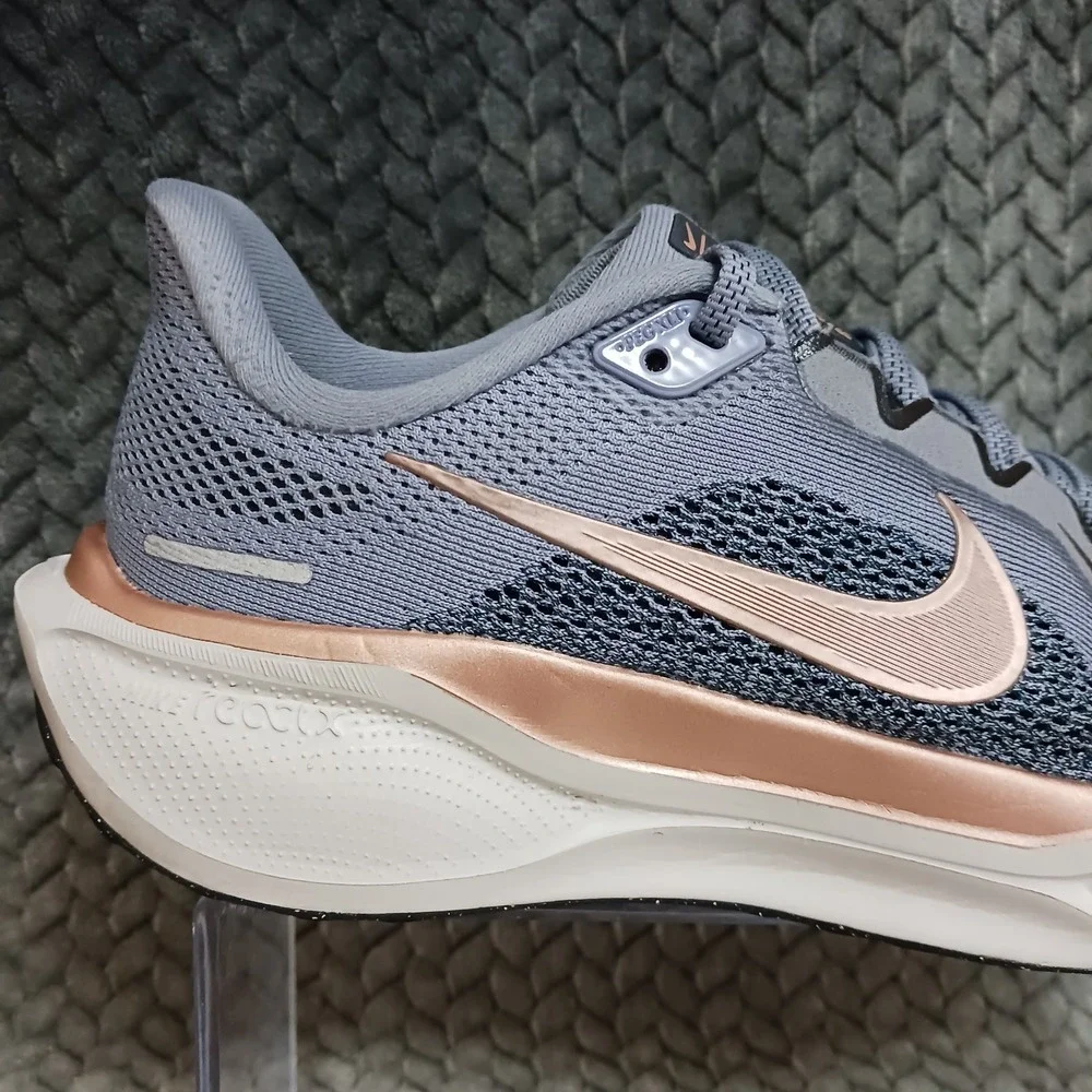 Nike Air Zoom Pegasus 41 Women's Walking Running Shoes Navy Red Bronze Size 8.5